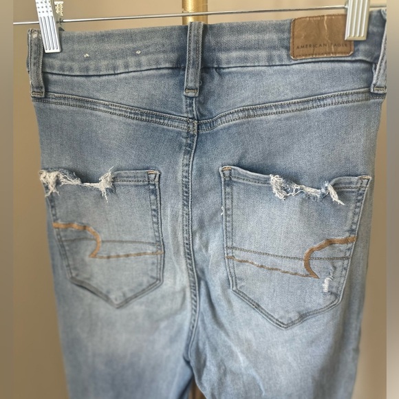 ❤️ American Eagle Outfitters Light Blue High Rise Jeans - Picture 3 of 5